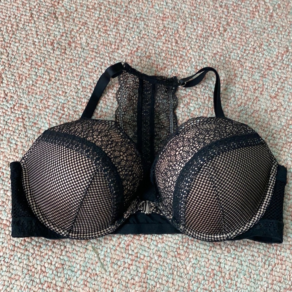 Black and nude lace bra